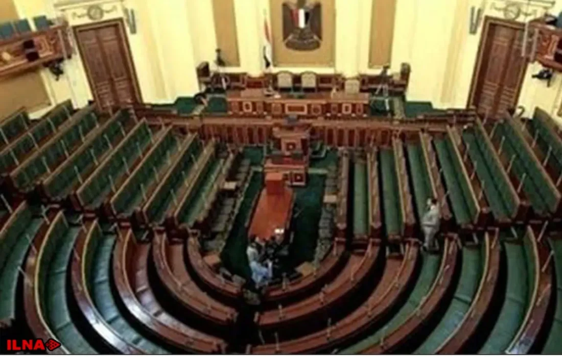 انحلال پارلمان مصر حکومت نامرئی نظامیان