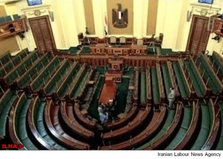 حل البرلمان المصري الحكومة الخفية للجيش